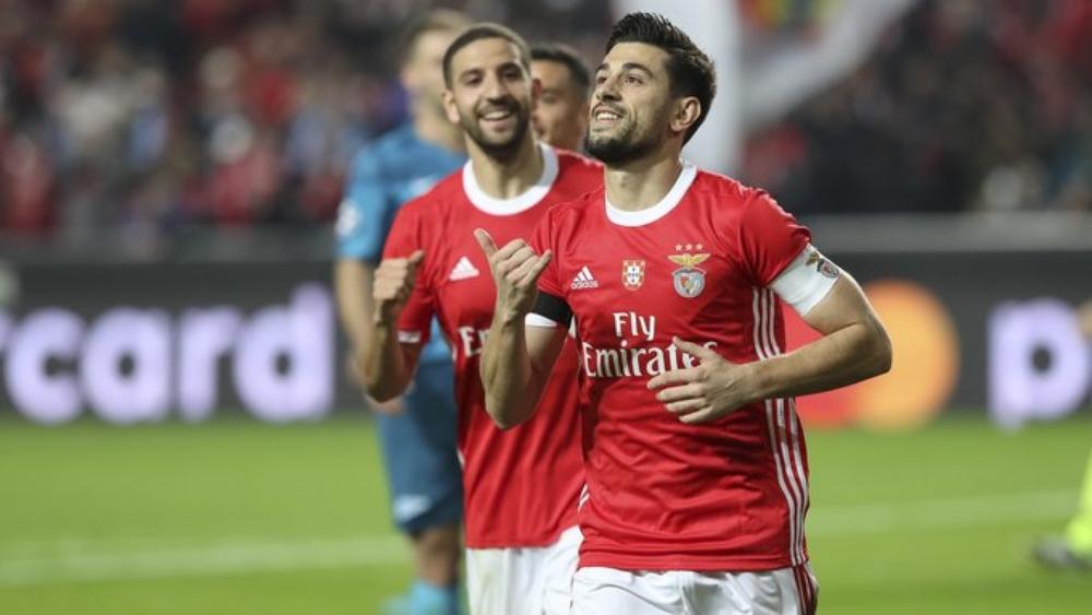 أداء تاعرابت أمام زينيت يُخلِّف إشادات بالجملة .. ومُتابعون يتغَّنون بـ"لمحاته الفنِّية"