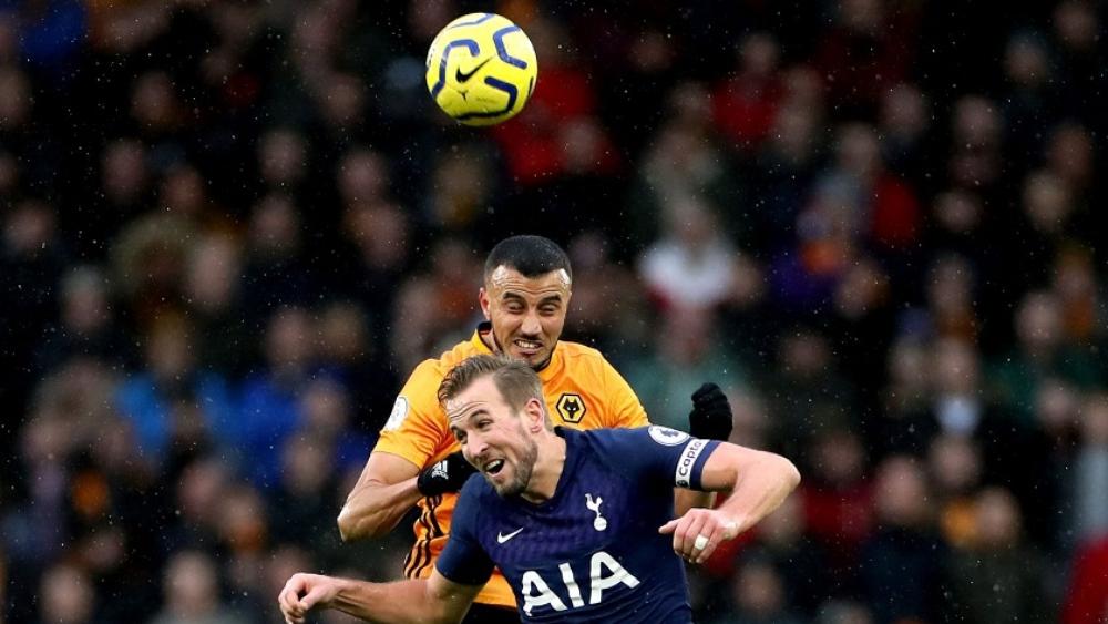 بعد 3 أشهر بدون هزيمة.. رفاق رومان سايس "يسقطون" أمام توتنهام