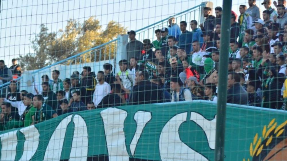 جماهير نادي رجاء بني ملال "غاضبة" قبل مباراة الوداد..وتردد: "لا يعقل أن ترفع الإدارة ثمن التذكرة و نحن نستقبل خارج قواعدنا..!"