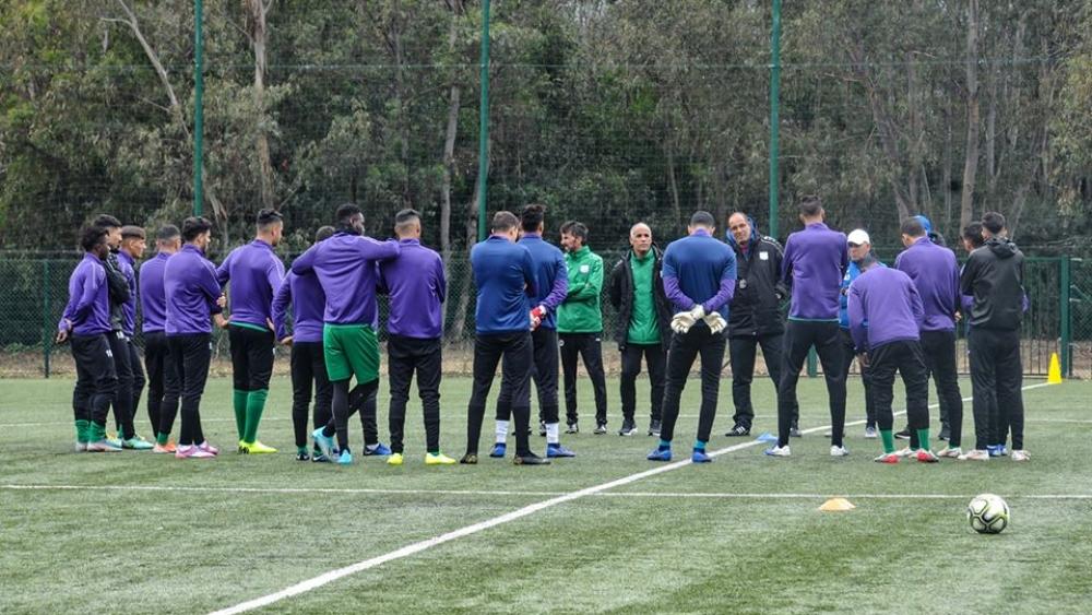 الدفاع الحسني الجديدي "يضع آخر اللمسات" قبل ملاقاة المغرب التطواني