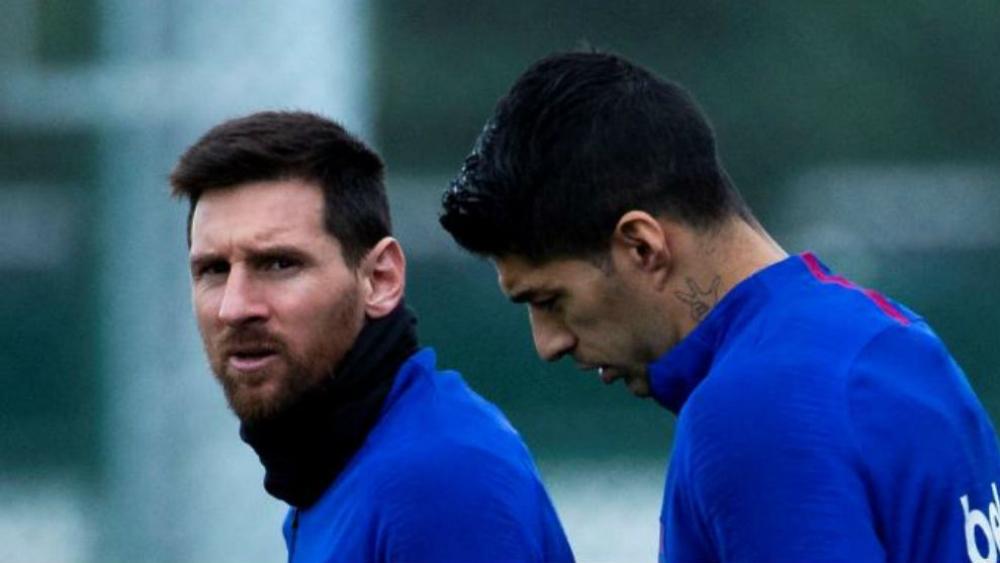 ميسي وسواريز قد يغيبان عن ديربي كتلونيا بسبب عطلة "الكريسماس"