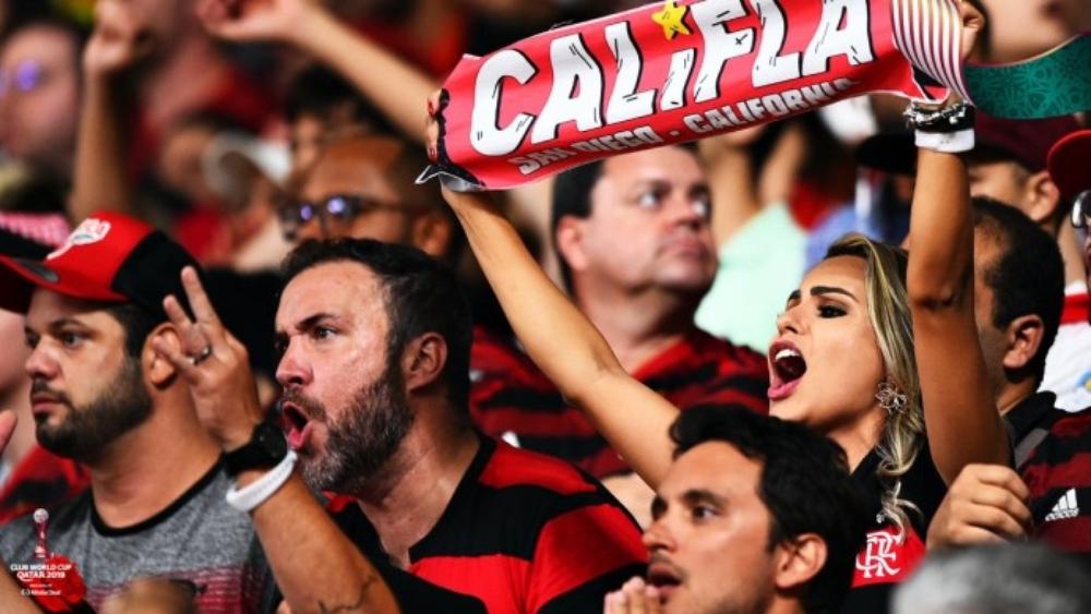 جماهير فلامنغو فخورة بفريقها رغم الخسارة أمام ليفربول