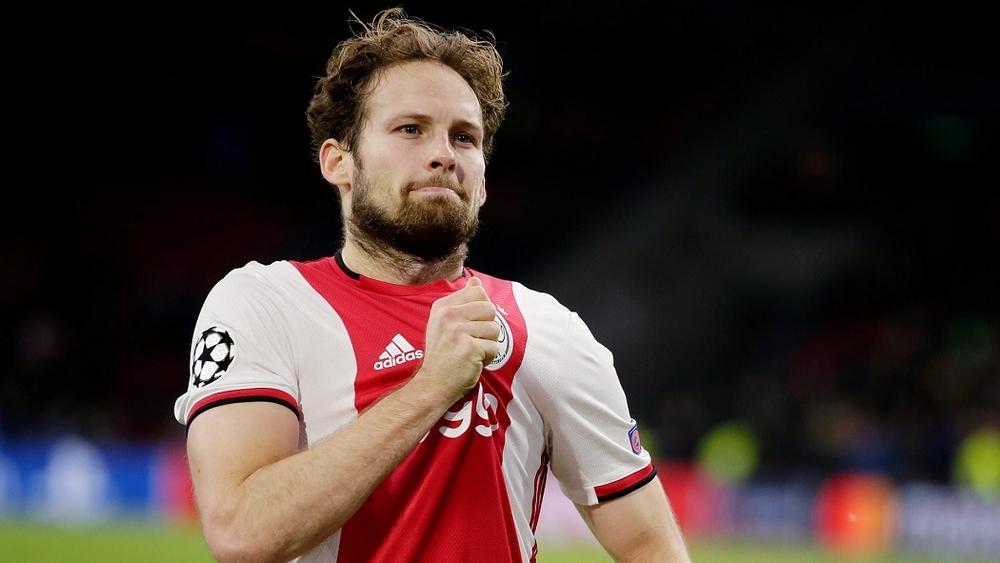 دالي بليند مدافع أياكس يخضع لجراحة ناجحة في "القلب"