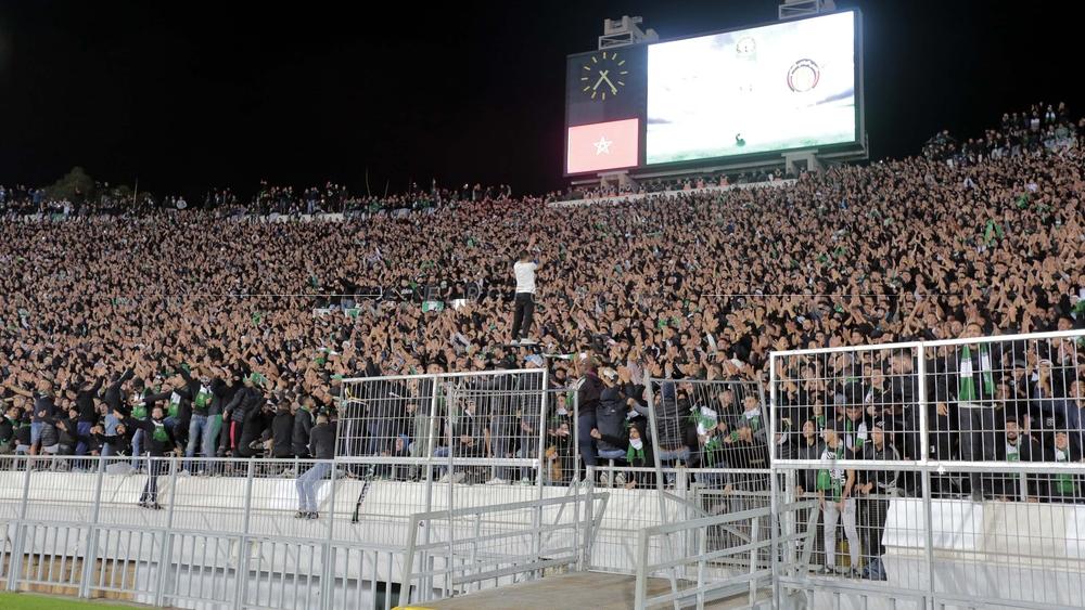 حملة "اعتقالات واسعة" في صفوف جماهير الرجاء خلال مباراة الديربي