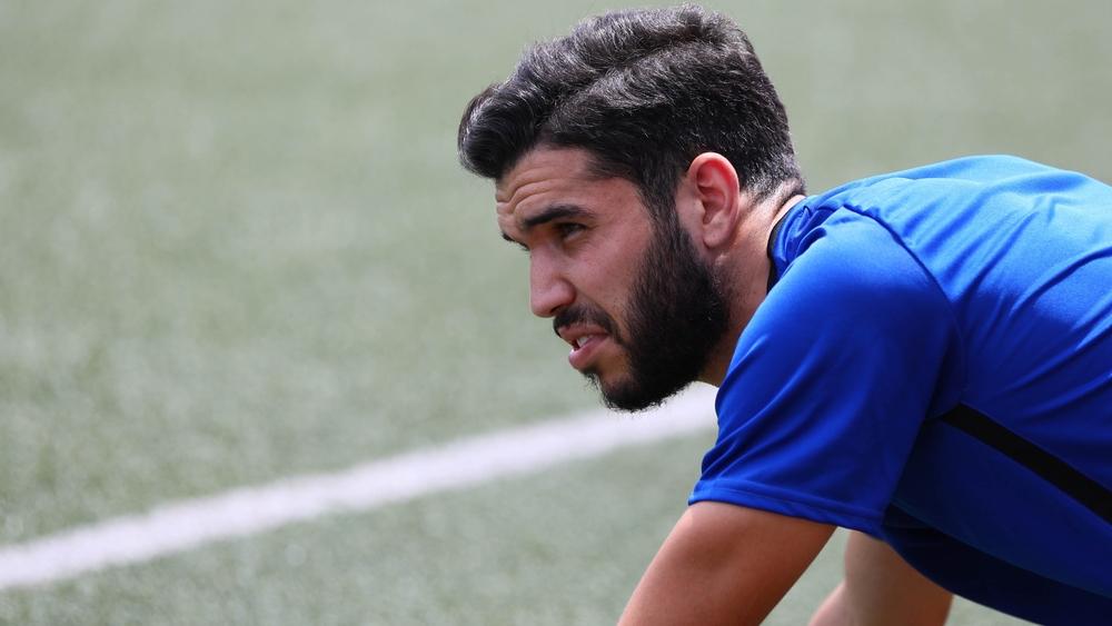 وليد أزارو يتعرض لإصابة بمران الأهلي المصري