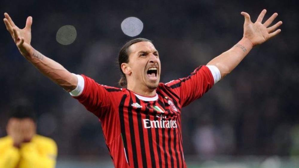 "سكاي": إبراهيموفيتش وافق على التوقيع في كشوفات ميلان