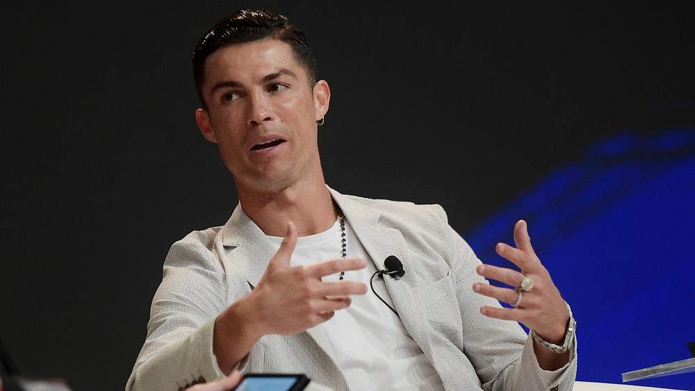 كريستيانو: "من يريد النجاح عليه تخصيص 70% من حياته لكرة القدم.. ولم يعد علي إثبات أي شيء لأي شخص"