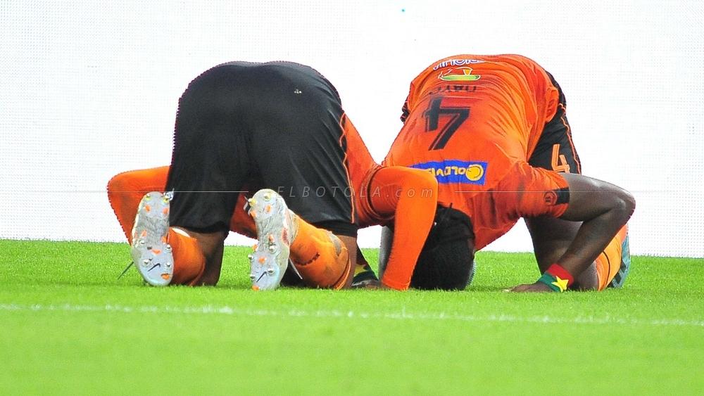 نهضة بركان تفوز على موتيما بيمبي الكونغولي و تنفرد بصدارة المجموعة في كأس الكونفدرالية