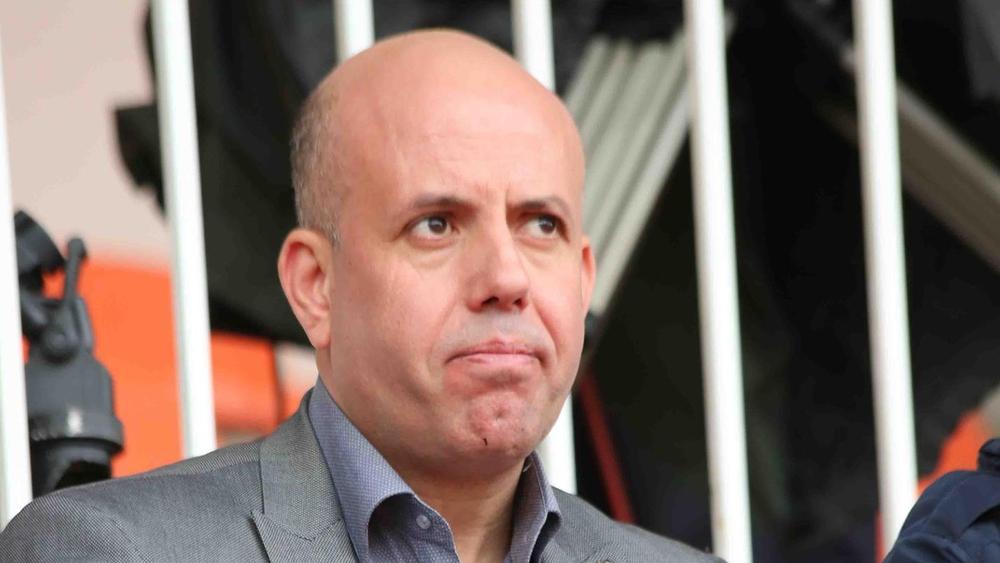 رئيس شبيبة القبائل: "تعرّضنا لهجوم من طرف جماهيرنا أمام الفندق بعد هزيمتنا ضد الرجاء"