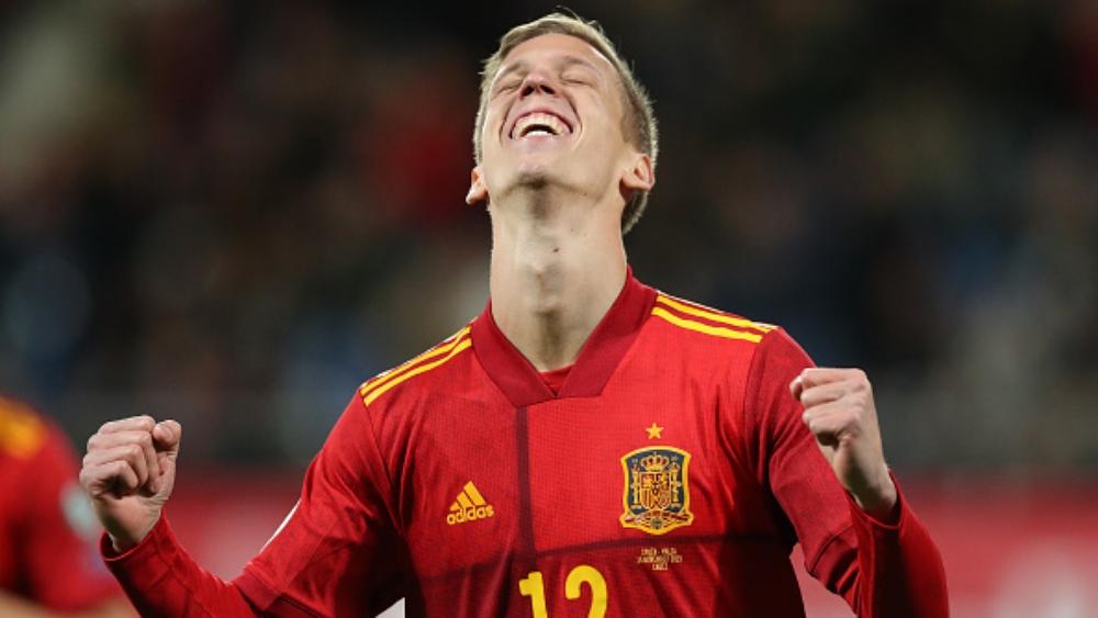 برشلونة يقدم عرضًا رسميًا لضم داني أولمو