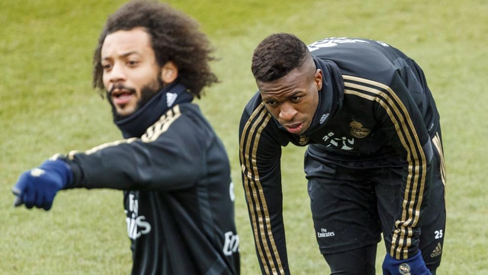 فينيسيوس: "مارسيلو قال لي: 'هنا ستبدو كبيلي في يوم من الأيام وفي أيام أخرى لن تقدم أي شيء'"