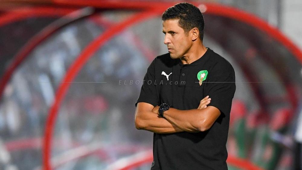 عموتة يستدعي 25 لاعبا للدخول في تجمع تدريبي مغلق للمنتخب المحلي