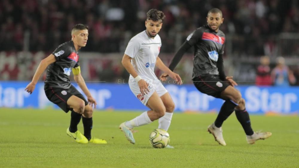 فريق فرنسي يرغب في التعاقد مع لاعب الوداد بديع أوك