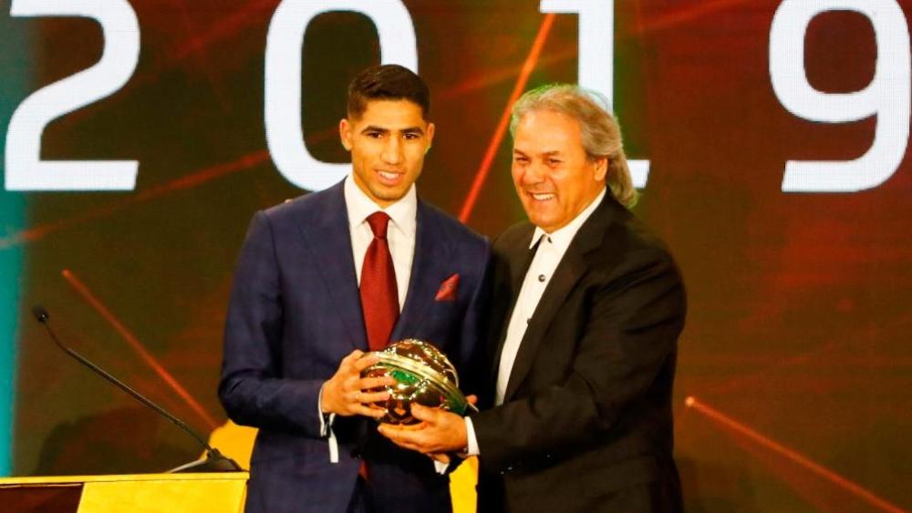 الصحف الألمانية تهتم بجائزة حكيمي .. والإسبانية تُبشر ريال مدريد