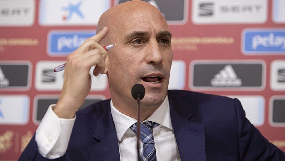 رئيس الاتحاد الإسباني: "كأس السوبر أصبح أهم بطولة قصيرة في العالم"