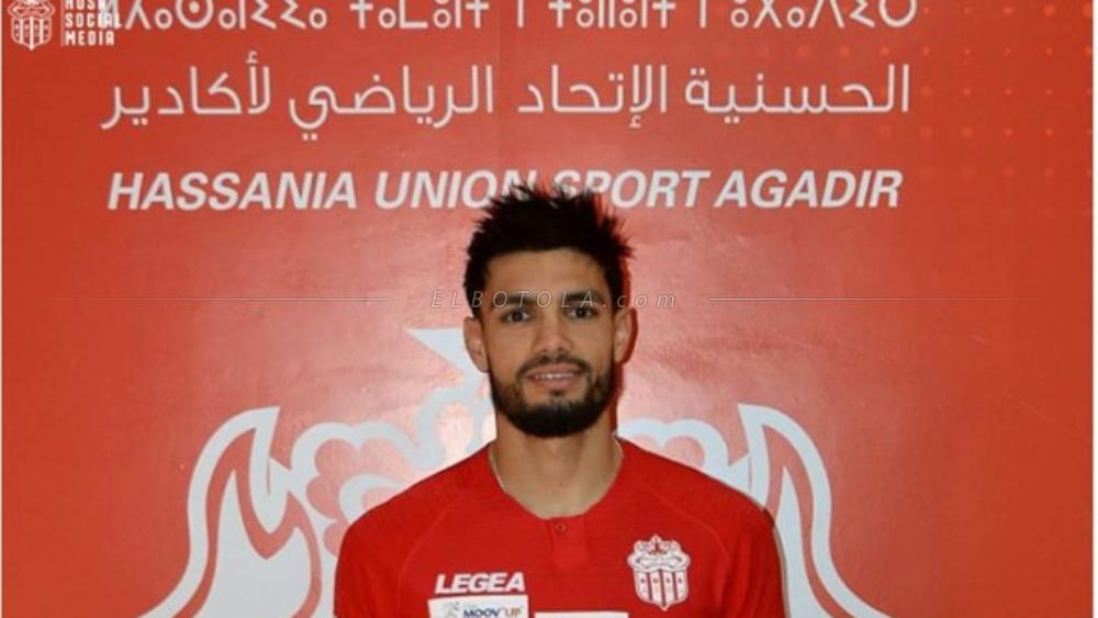 حسنية أكادير تحسم "أولى" صفقاتها خلال الميركاتو الشتوي بالتعاقد مع لاعب خيتافي الإسباني السابق