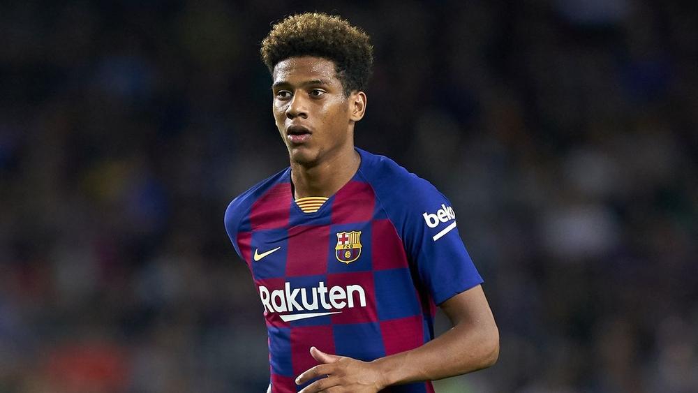 رسميا | مدافع برشلونة توديبو ينتقل إلى شالكه 04