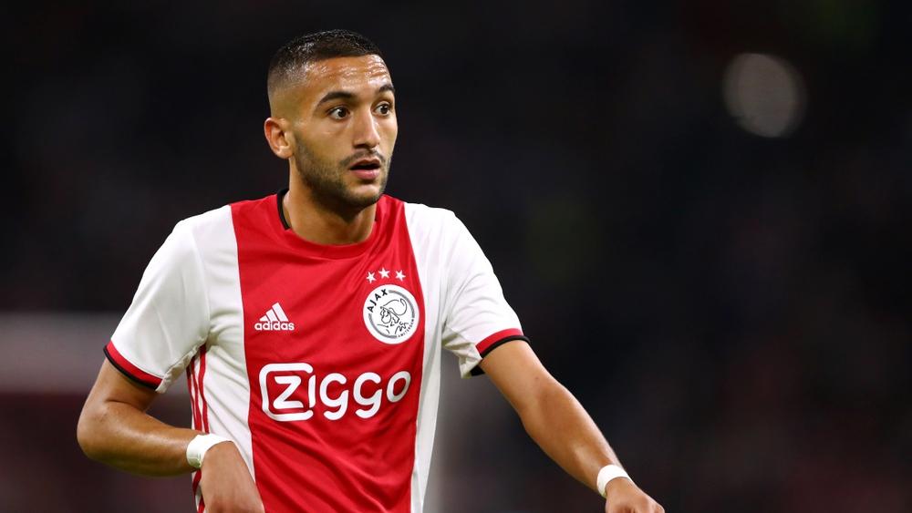 زياش: "إشبيلية أراد ضمِّي الصيف الفارط .. لكنني فضَّلت البقاء في أياكس"