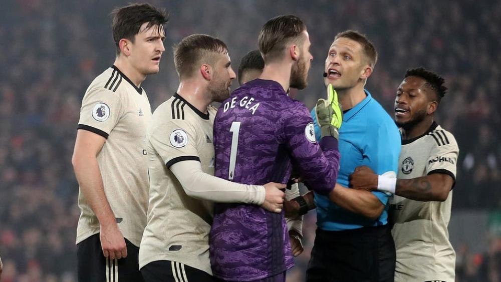 الاتحاد الإنجليزي يتهم مانشستر يونايتد بسوء السلوك