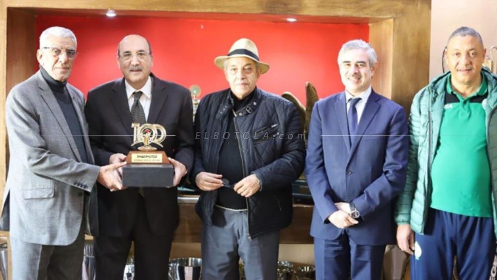 إدارة الترجي التونسي تقيم "مأدبة عشاء" على شرف "بعثة الرجاء"