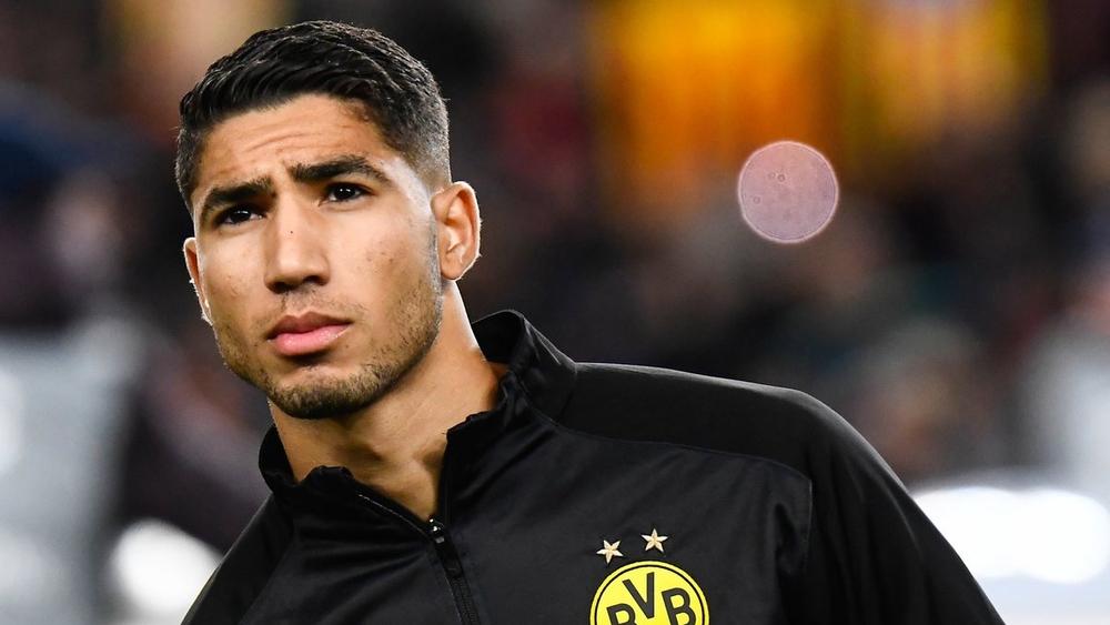 'سبورت': حكيمي "يريد البقاء" في دورتموند.. ويرفض العودة إلى ريال مدريد