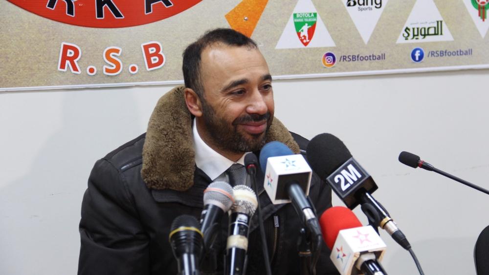 طارق السكتيوي: "مباراة اليوم لن تكون سهلة ... وسنحاول إهداء الصدارة لجماهيرنا العريضة"