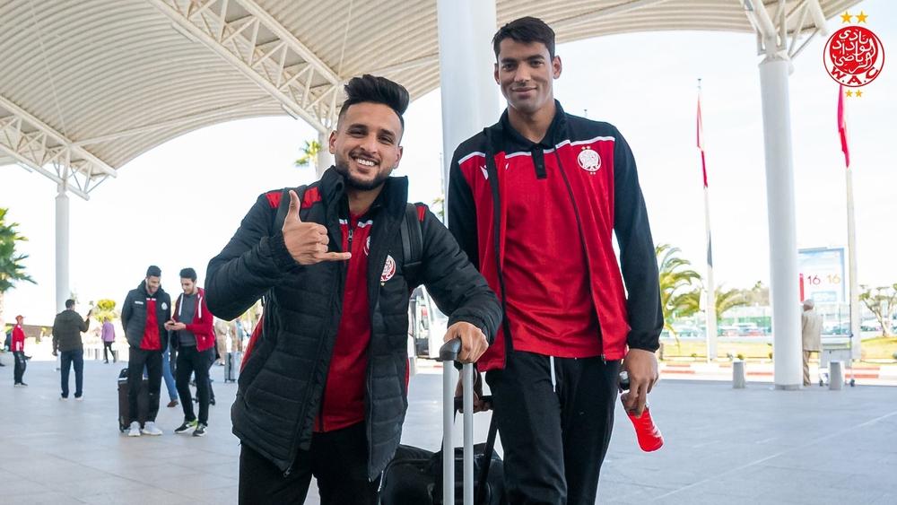 بعثة الوداد "تغادر" جنوب أفريقيا عائدة إلى أرض الوطن في رحلة "شاقة"