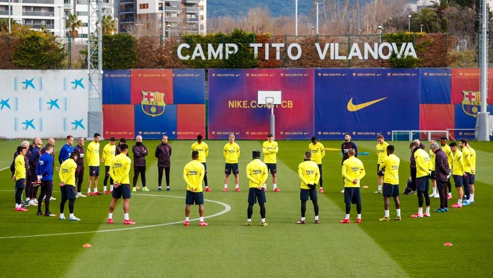 "آس" تؤكد دخول "اثنين من نجوم برشلونة في صراع".. في الحصة التدريبية ليوم الثلاثاء الماضي!