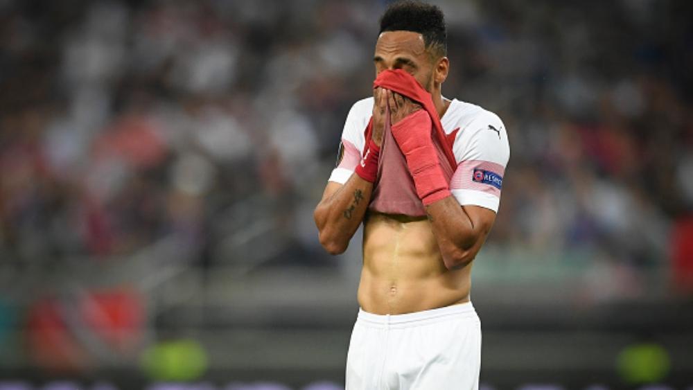 آرسنال هبط في آخر موسم فاز فيه بست مباريات حتى الجولة الخامسة والعشرين