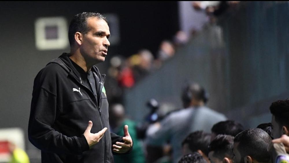 هشام الدكيك: "مباراتنا أمام المنتخب المصري ستكون صعبة و سنحاول التتويج باللقب القاري للمرة الثانية على التوالي"