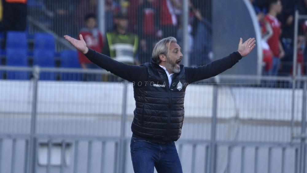 ديسابر: "الفتح سجل من الفرصة الوحيدة التي أتيحت له في المباراة و التيغازوي كان مهما على مستوى الكرات الثابنة"