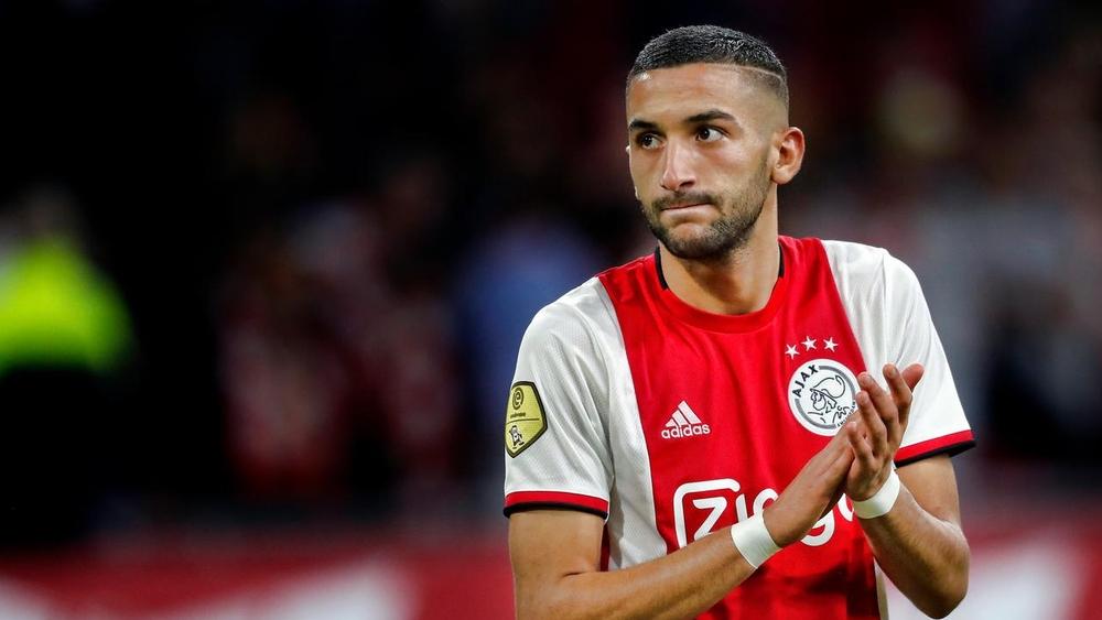 حكيم زياش في أول تصريح بعد انتقاله إلى تشيلسي: "سعيد جدًا.. لكن لدي أشياء غير مكتملة علي التعامل معها"