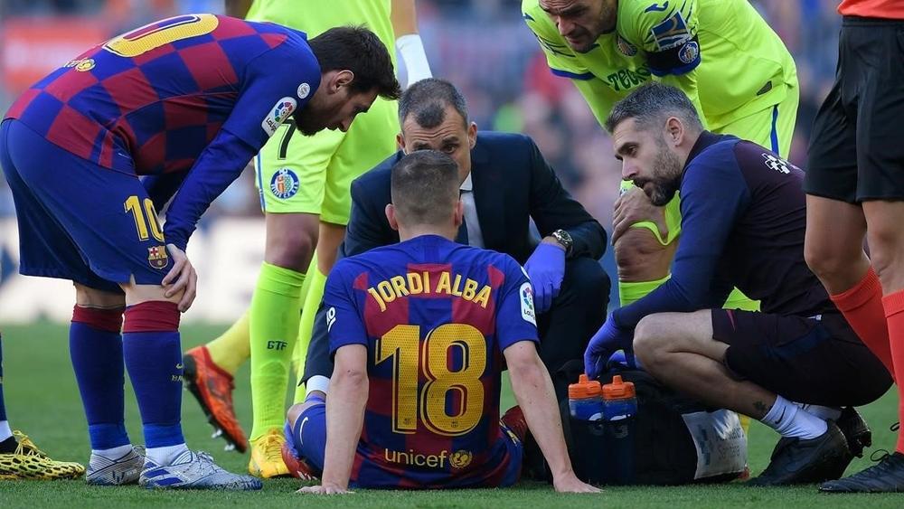 برشلونة يُصدر بيانًا رسميًا حول إصابة جوردي ألبا