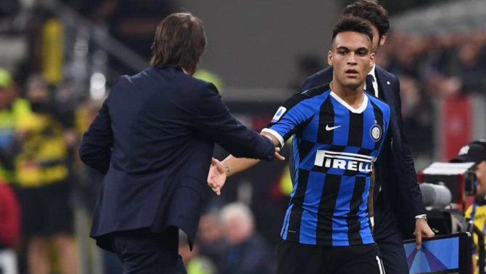 كونتي ينفي ارتباط لاوتارو ببرشلونة وريال مدريد