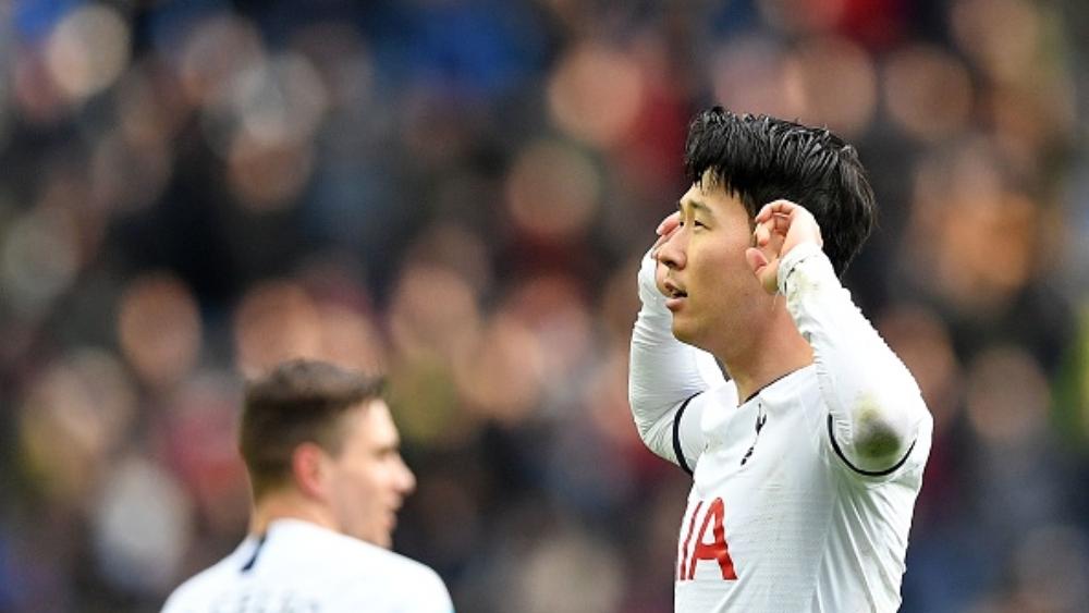 سون يُبهج مورينيو بخطف انتصار لتوتنهام ضد أستون فيلا في الوقت "الرائع"