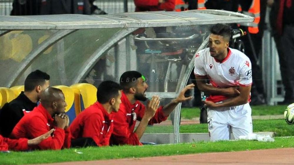 إدارة الوداد تعقد إجتماعا "طارئا" مع المدرب دوسابر بعد الهزيمة أمام الجديدة و تقرر إحالة زهير المترجي على اللجنة التأديبية