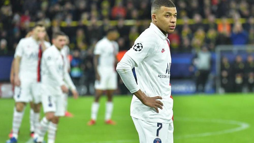 إخفاق باريس سان جرمان في دوري أبطال أوروبا قد يدفع مبابي للرحيل في الصيف