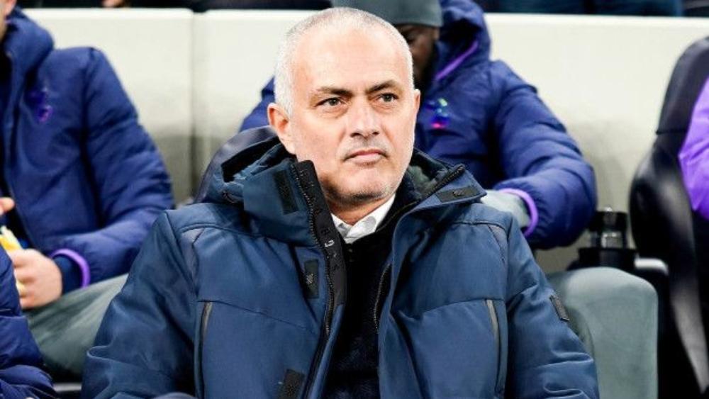 مورينيو: "خسرنا بهدف وليس 10 أهداف.. وهذا ما يجعلني واثقًا من إمكانية التأهل"