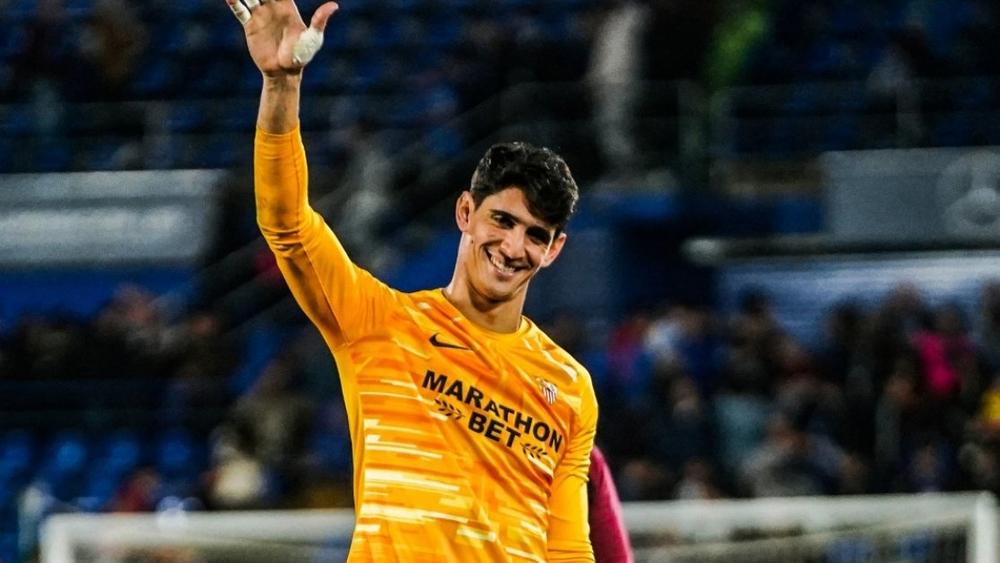 بونو يُعلّق على "ظهوره الأول" مع إشبيلية في الليجا.. ويؤكد: "كنّا نحتاج لهذا الانتصار الرائع"