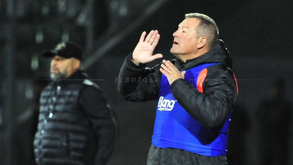 مدرب المغرب التطواني: "التوتر حالَ دون تقديمنا لأداء جيد أمام رجاء بني ملال"