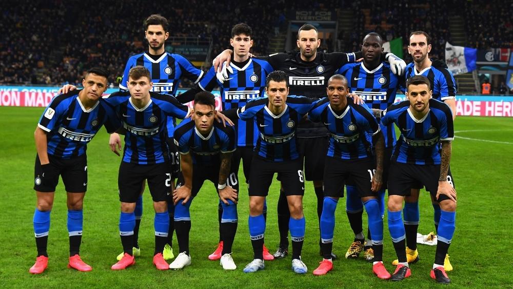 بسبب "فيروس كورونا".. الـ"يويفا" يؤكد إقامة مباراة الإنتر في الدوري الأوروبي "بدون جمهور"