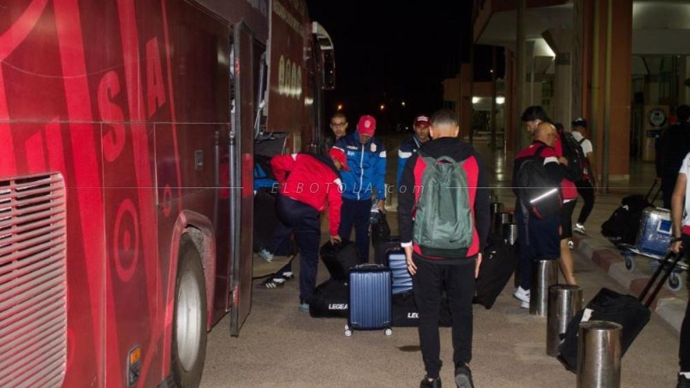 بعثة حسنية أكادير تصل إلى الدارالبيضاء إستعدادا للتوجه يوم غد صوب مصر لملاقاة النصر الليبي في الكونفدرالية