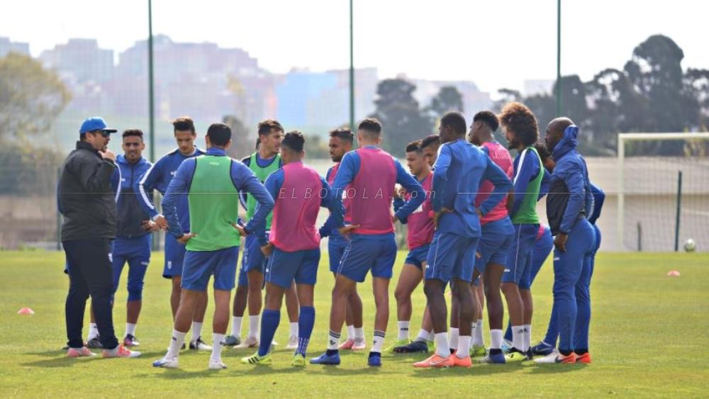 بيدرو بنعلي يمنح اللاعبين "يوما واحدا للراحة" قبل استئناف التداريب استعدادا لملاقاة يوسفية برشيد