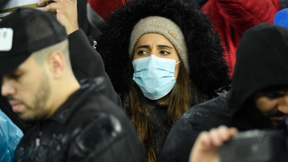 "يويفا" يدرس إمكانية إقامة بعض مباريات دوري الأبطال دون جمهور