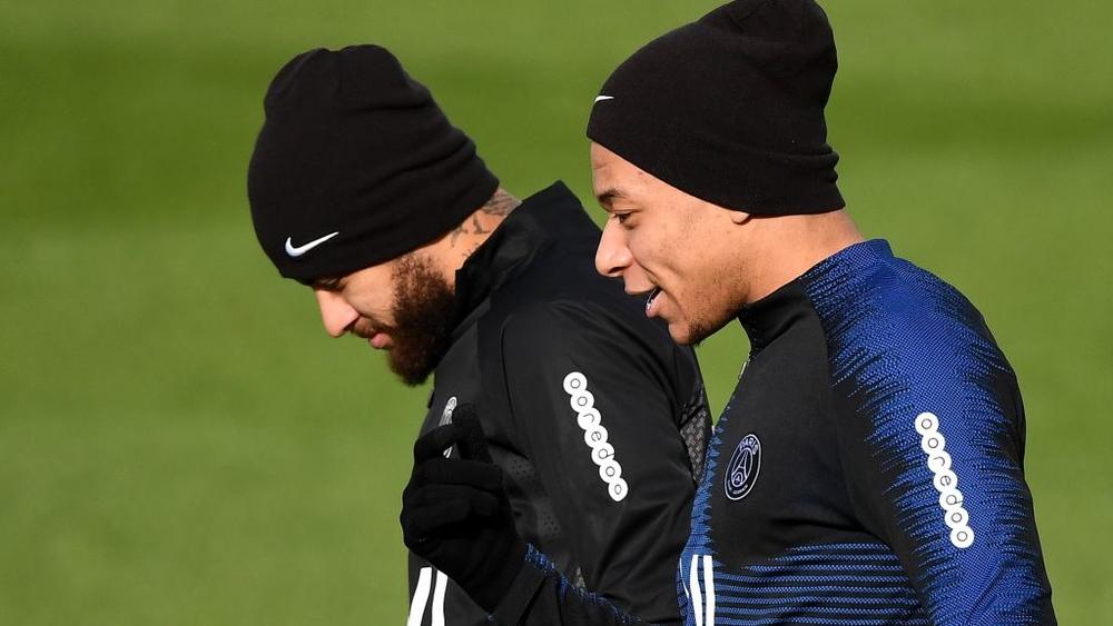 إدارة باريس سان جيرمان تتخذ قرارها بشأن مشاركة مبابي ونيمار في الأولمبياد