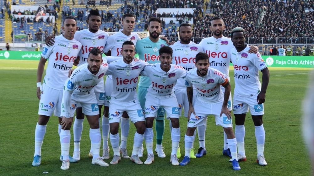 السلامي يكشف قائمة الرجاء الرياضي لمنازلة مازيمبي .. ومكعازي يُسجِّلُ عودته