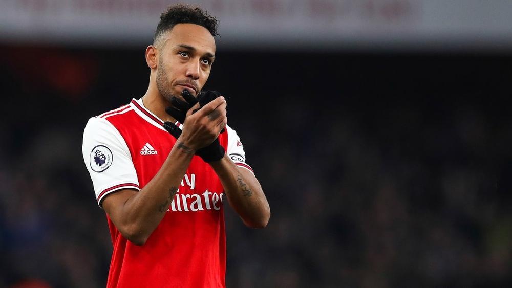 أوباميانغ: "لست في حاجة للفوز بالألقاب.. والفرصة التي أهدرتها أمام أولمبياكوس دمَّرتني"