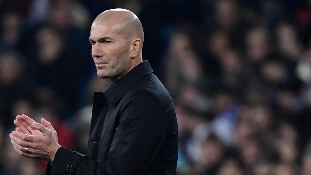 يوفنتوس يعرض على زيدان تدريب الفريق خلفا لساري