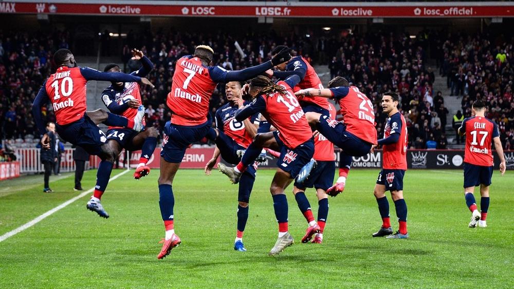 ليل يفوز على أولمبيك ليون ويتمسك بـ"حلم" المشاركة في دوري الأبطال