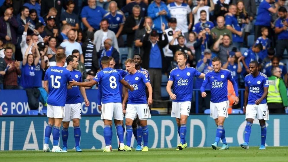 ليستر سيتي يعلن ظهور علامات "كورونا" على بعض لاعبيه.. وتشيلسي "يلغي" حصته التدريبية بسبب "الفيروس"!